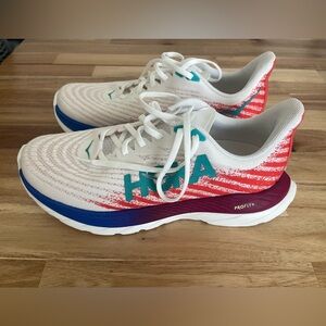 HOKA MACH 5 women size 8. USED ONCE.